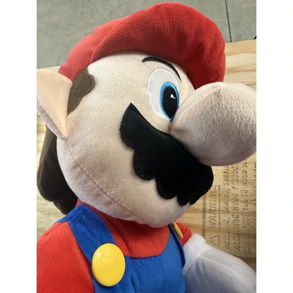 Super Mario Official Nintendo Large 20 Inch Plush‎ Stuffed Toy Very Clean